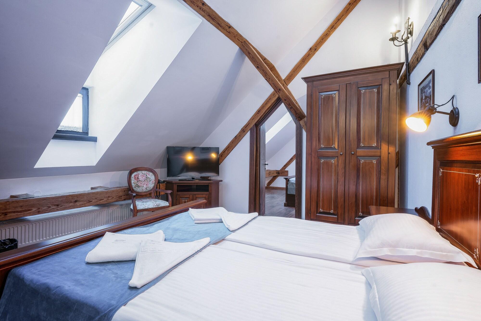 Hotel Boutique Casa Chitic -Hotel And Restaurant Str Johann Gott Nr7 براشوف المظهر الخارجي الصورة