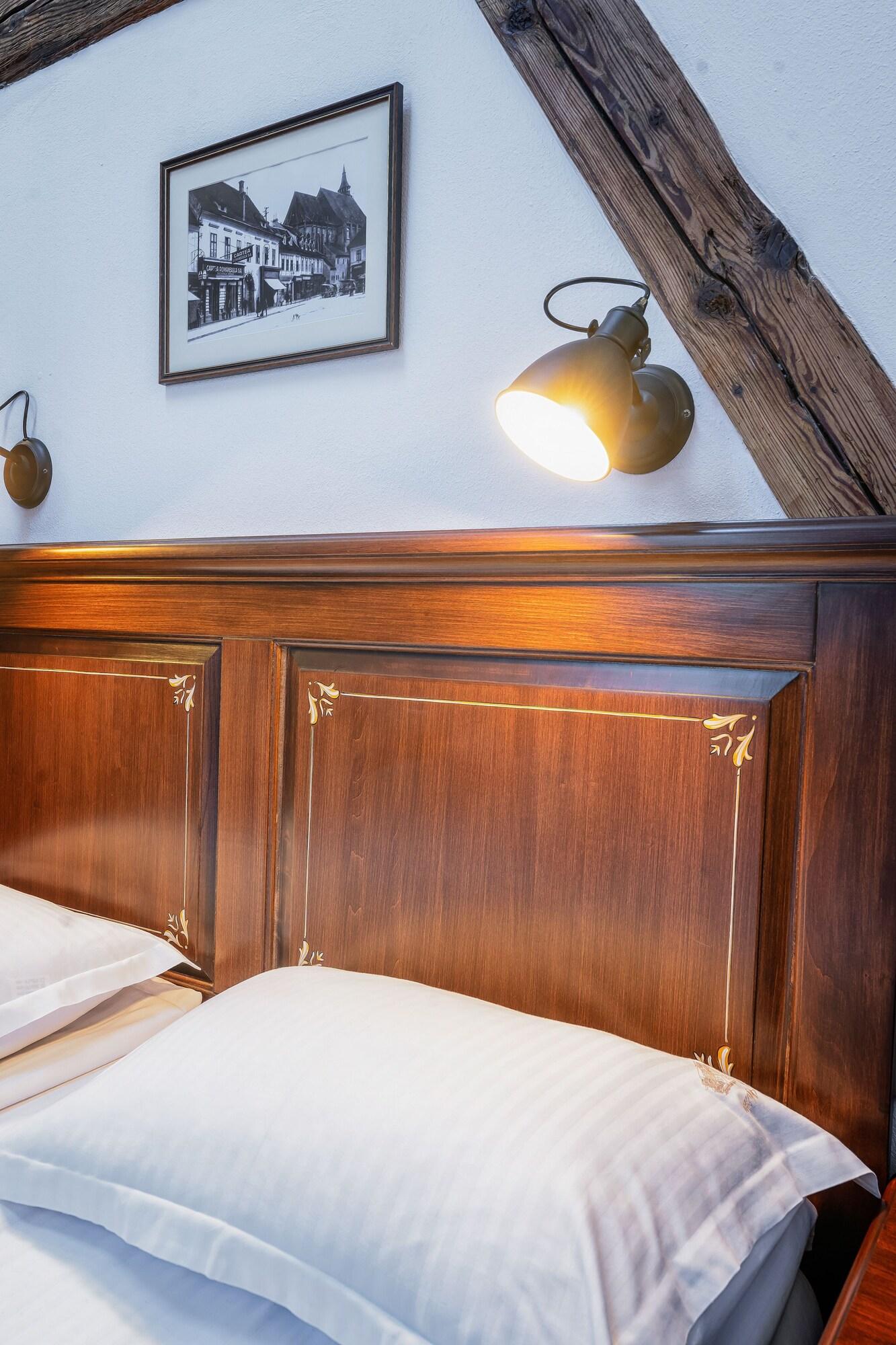 Hotel Boutique Casa Chitic -Hotel And Restaurant Str Johann Gott Nr7 براشوف المظهر الخارجي الصورة