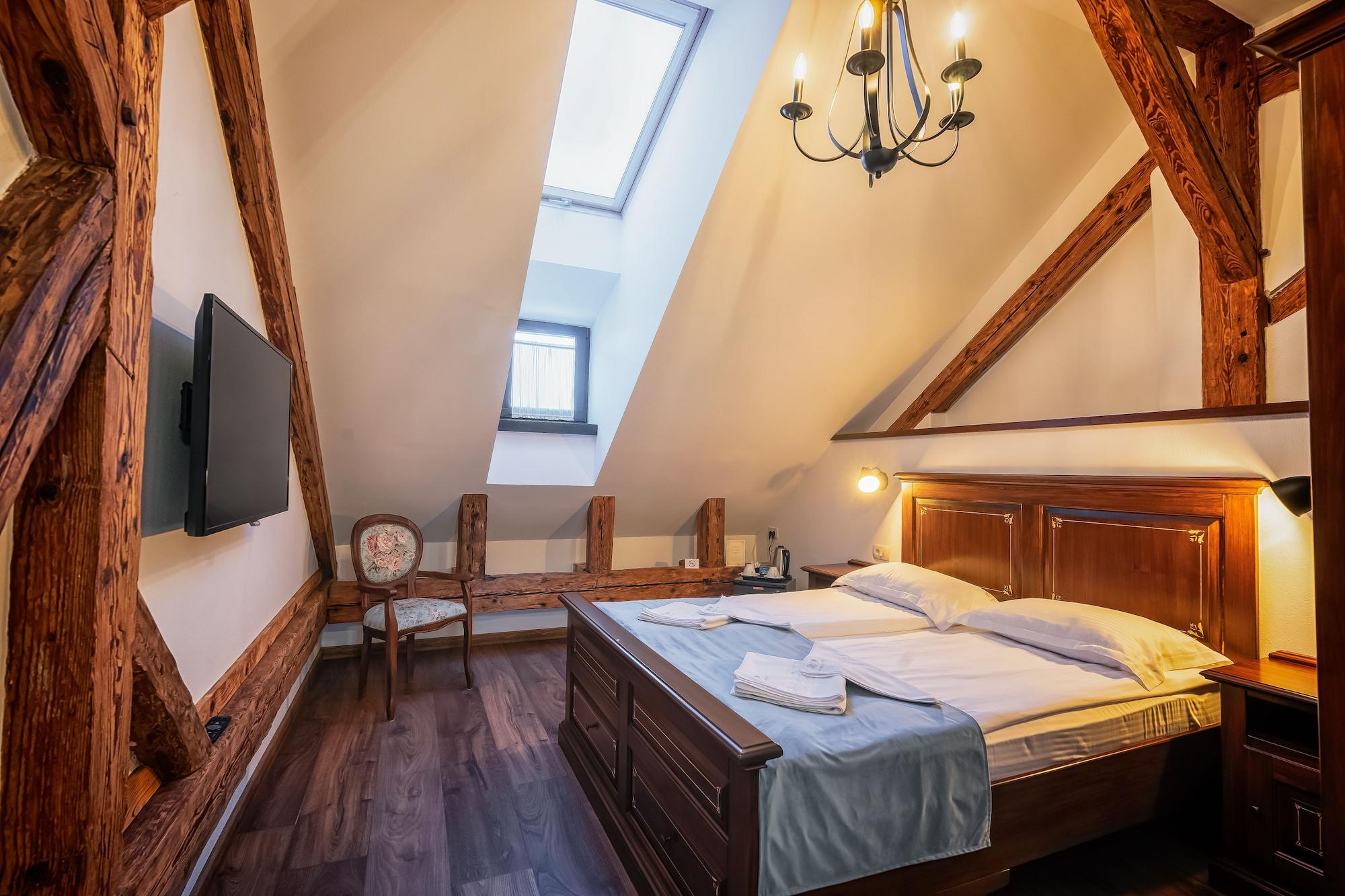Hotel Boutique Casa Chitic -Hotel And Restaurant Str Johann Gott Nr7 براشوف المظهر الخارجي الصورة
