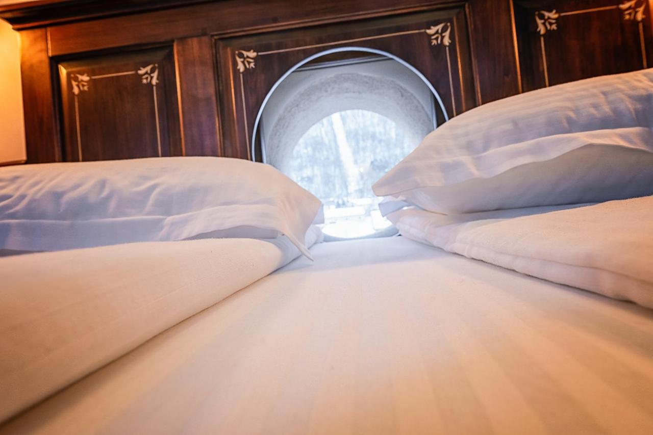 Hotel Boutique Casa Chitic -Hotel And Restaurant Str Johann Gott Nr7 براشوف المظهر الخارجي الصورة